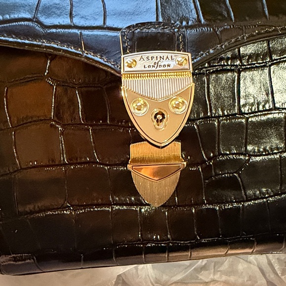 Aspinal of London Midi Mayfair purse with strap. Brand new condition! - Picture 6 of 12